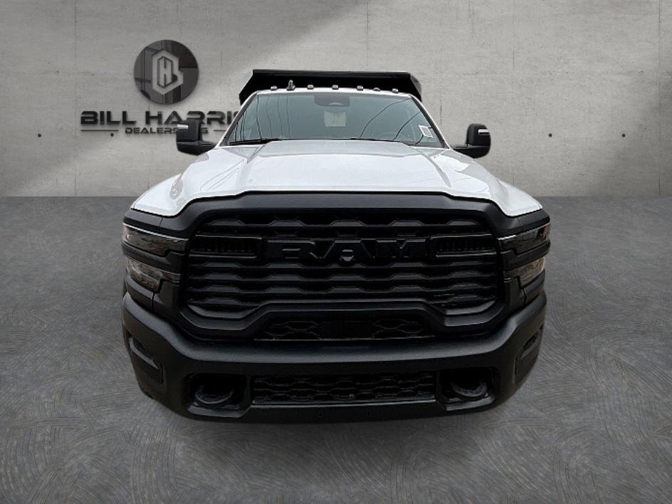 New 2026 Bright White Clear-Coat Exterior Paint RAM Tradesman image 2
