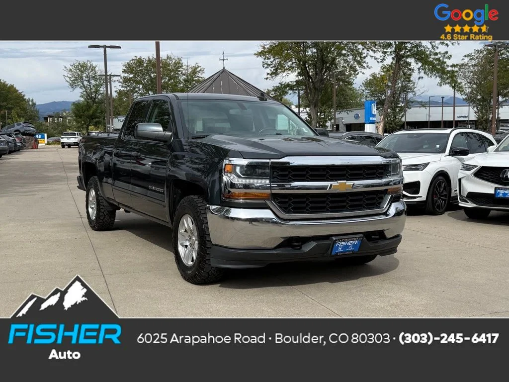 Used 2018 Graphite Metallic Chevrolet LT image 1