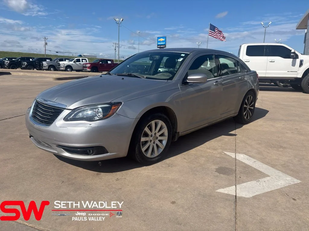 2013 Chrysler 200