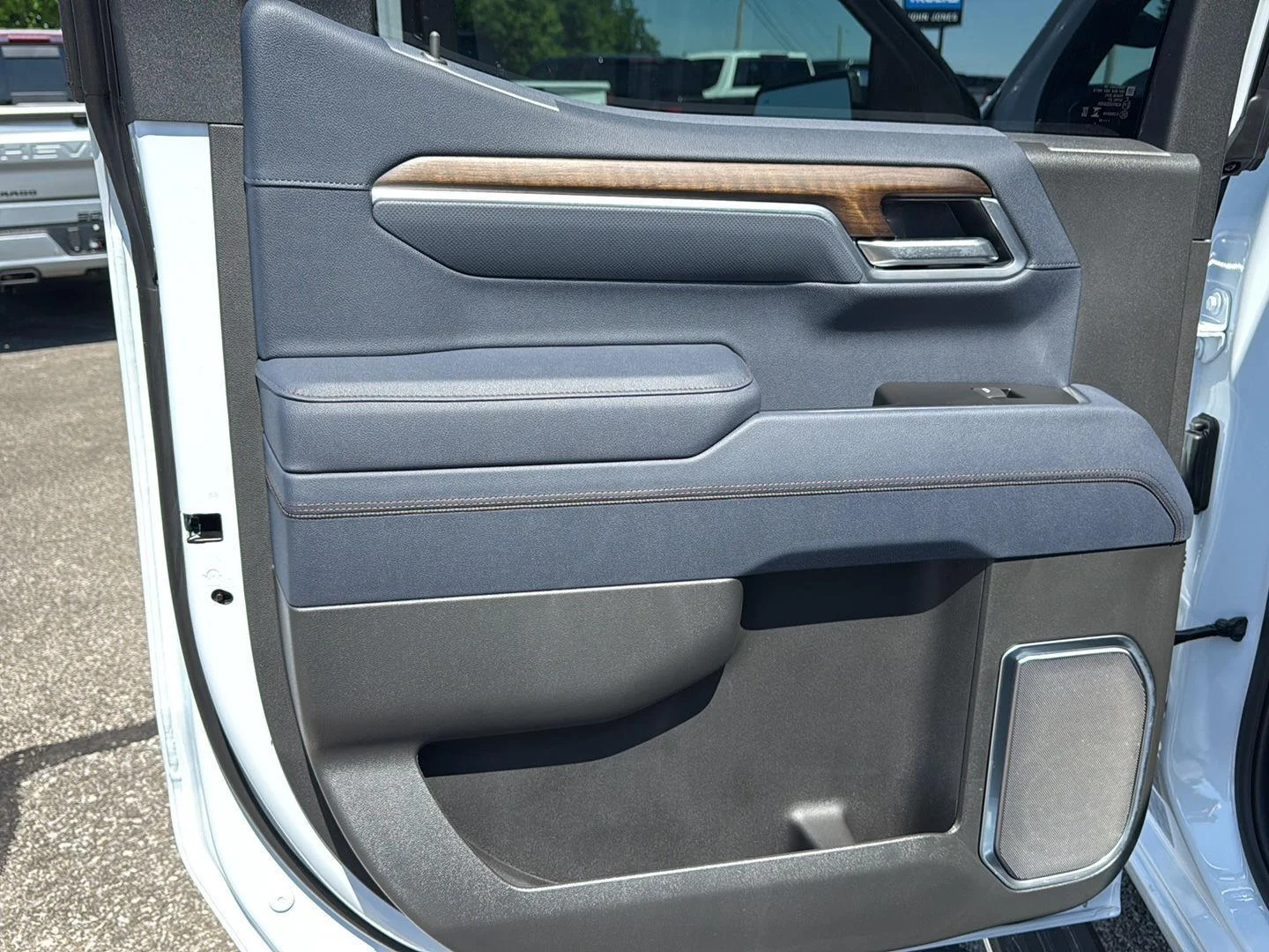 2026 Chevrolet Silverado 1500 High Country - Photo 25