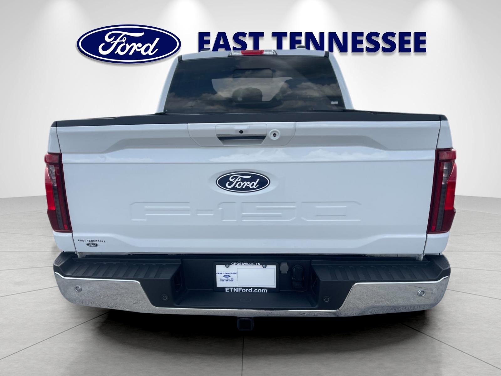 Used 2024 Oxford White Ford XLT image 4