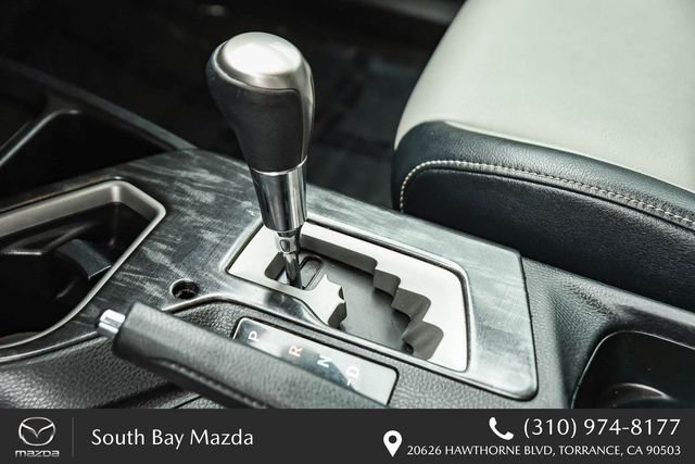 Used 2017 Blue Toyota Platinum image 19