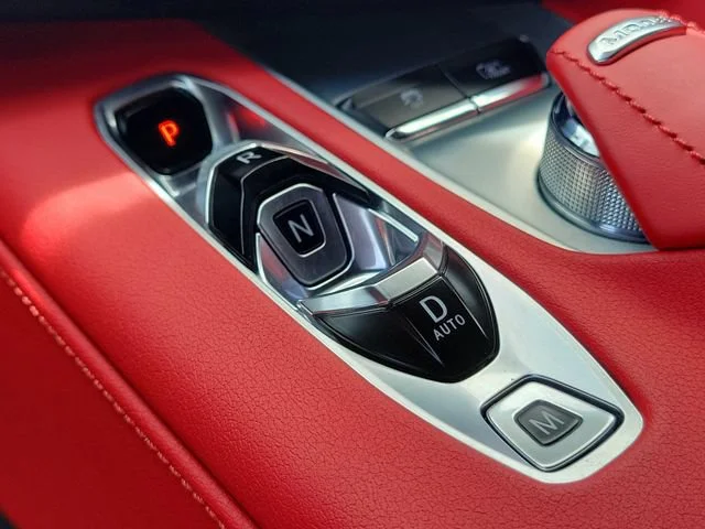 2024 Chevrolet Corvette 2LT - Photo 30