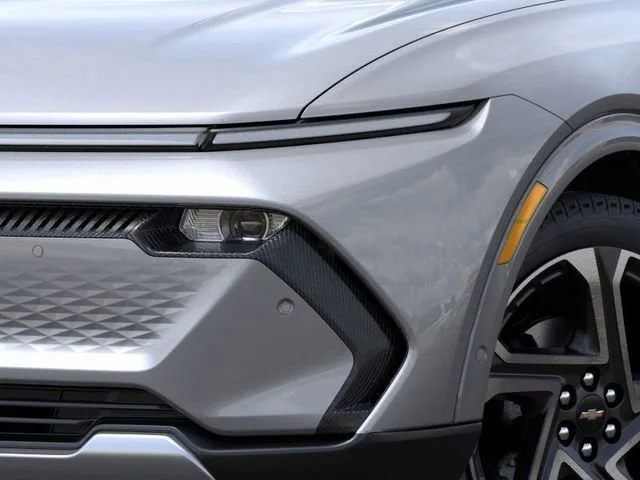 2025 Chevrolet Equinox EV LT - Photo 10