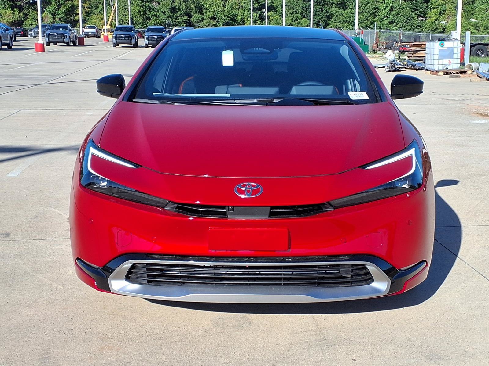 New 2027 Supersonic Red <sup>1</sup> Toyota  XSE Premium image 4
