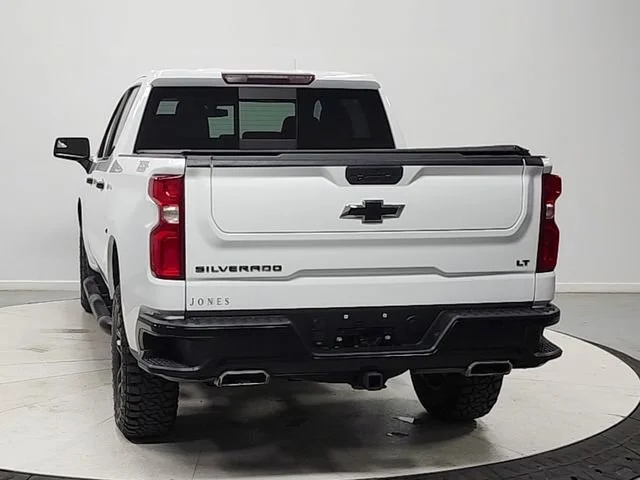 Used 2021 Summit White Chevrolet LT Trail Boss image 6