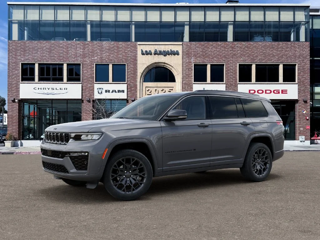 New 2027 Sting-Gray Clear-Coat Paint Jeep Summit image 2
