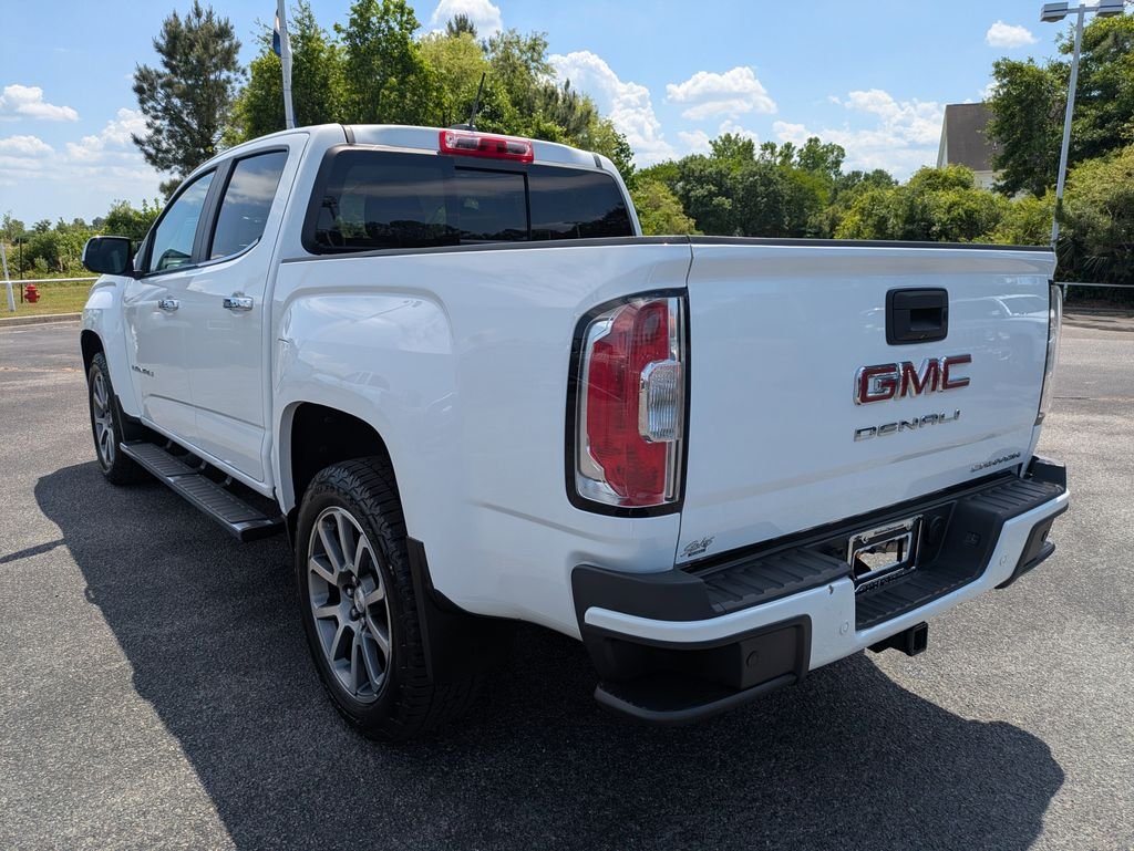 Used 2022 White GMC Denali image 7