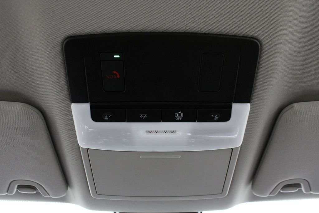 Used 2025 Black Nissan 2.5 SV image 19
