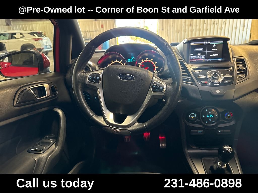 Used 2014 Red Ford ST image 17
