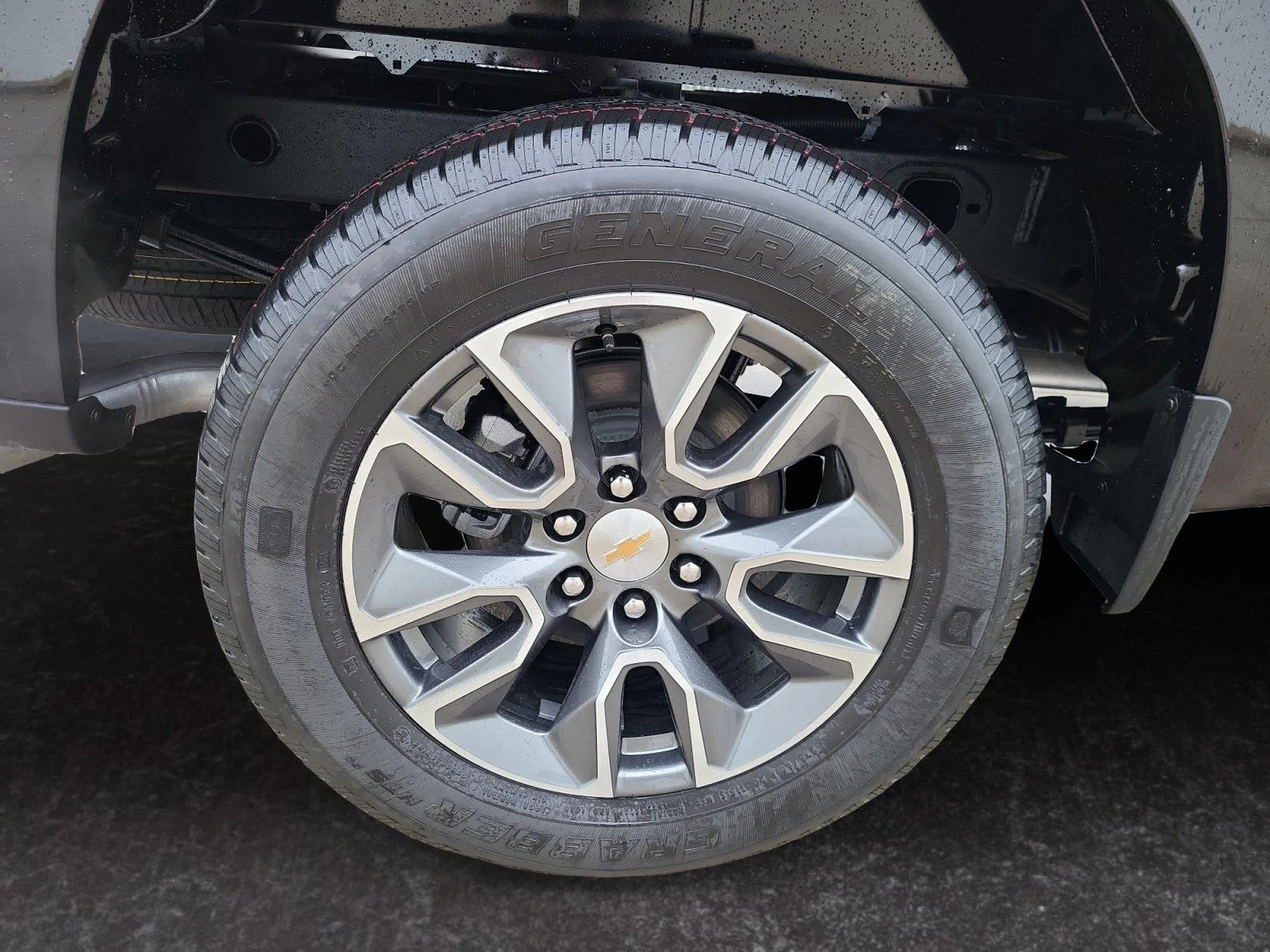 Used 2025 Black Chevrolet LT image 24