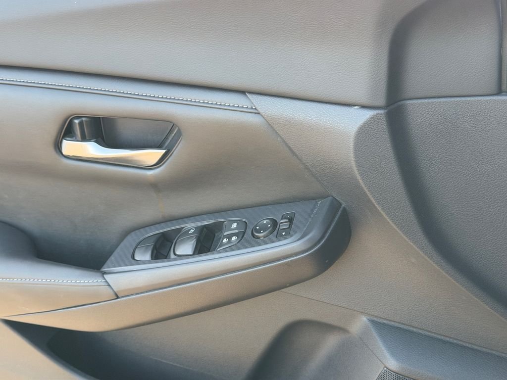 Used 2020 Gray Nissan SV image 26