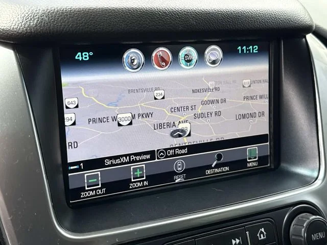 Used 2020 Gray Chevrolet LT image 3