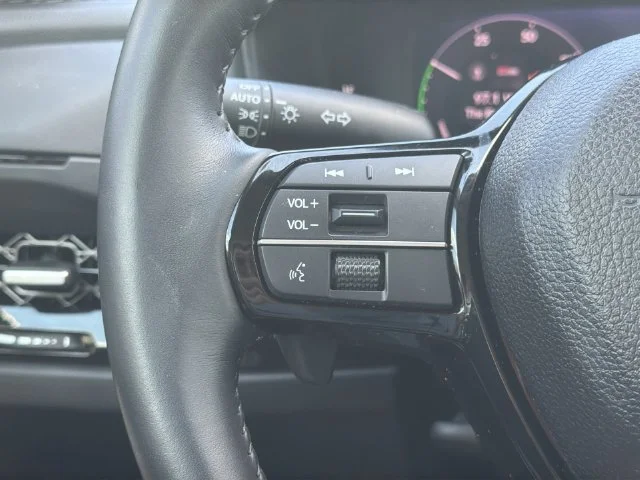 Used 2024  Honda Touring image 28