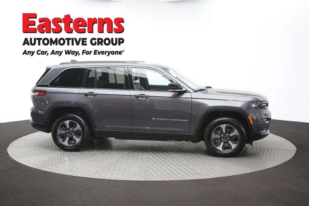 Used 2024 Gray Jeep 4xe image 50