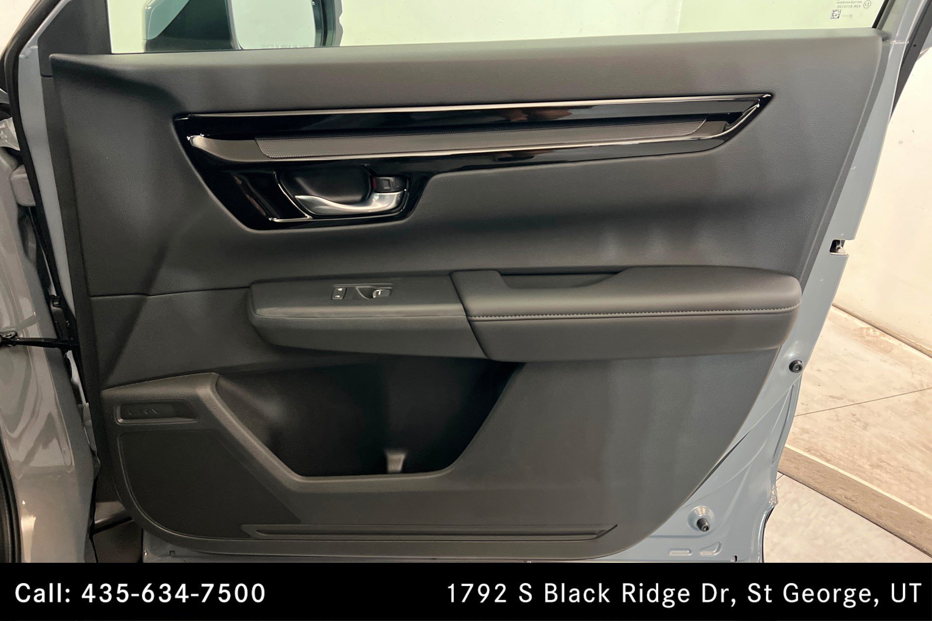 Used 2024 Summit White Buick Sport Touring image 270