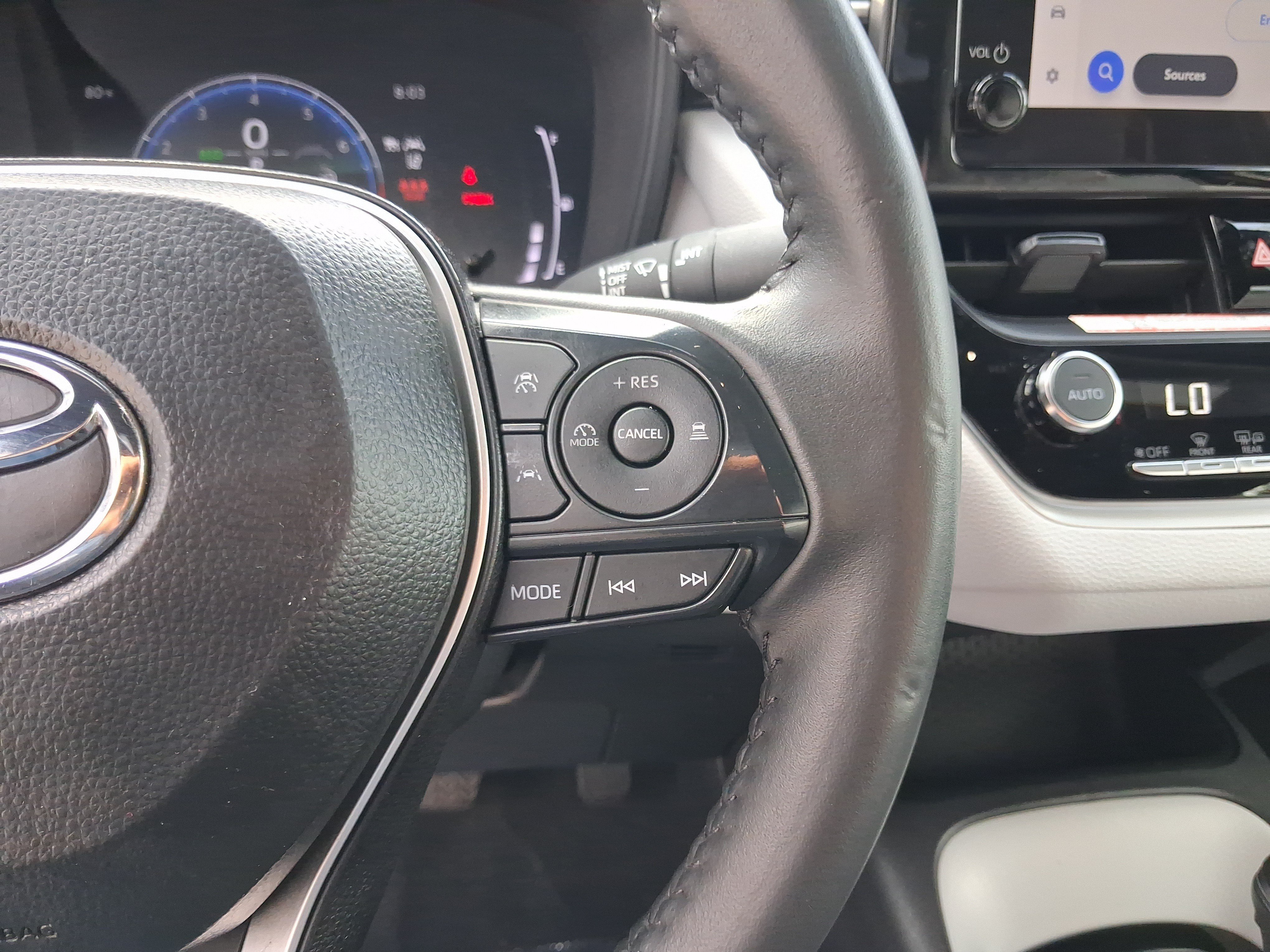 Used 2026  Toyota SE image 20
