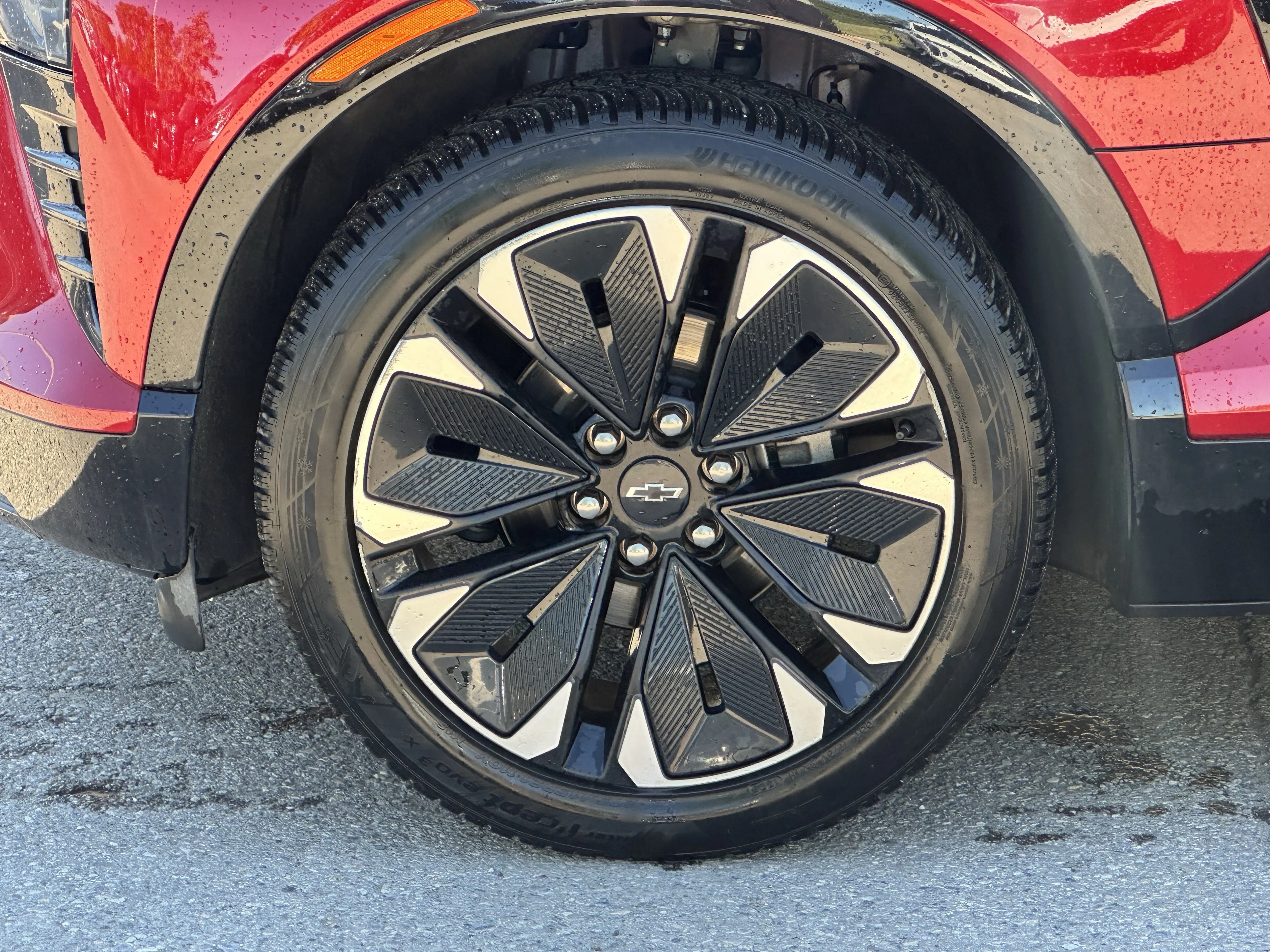 Certified Used 2024 Red Chevrolet eAWD RS image 6