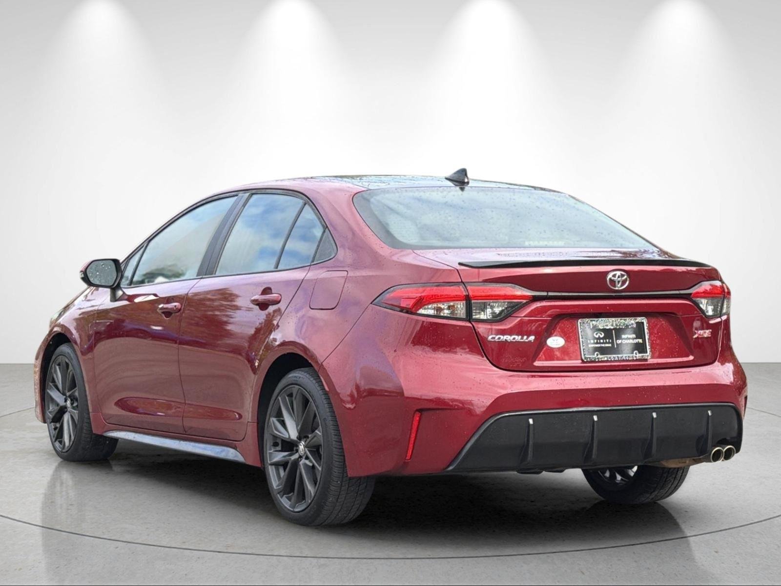 Used 2023 Ruby Flare Pearl/Midnight Black Metallic Toyota XSE image 3