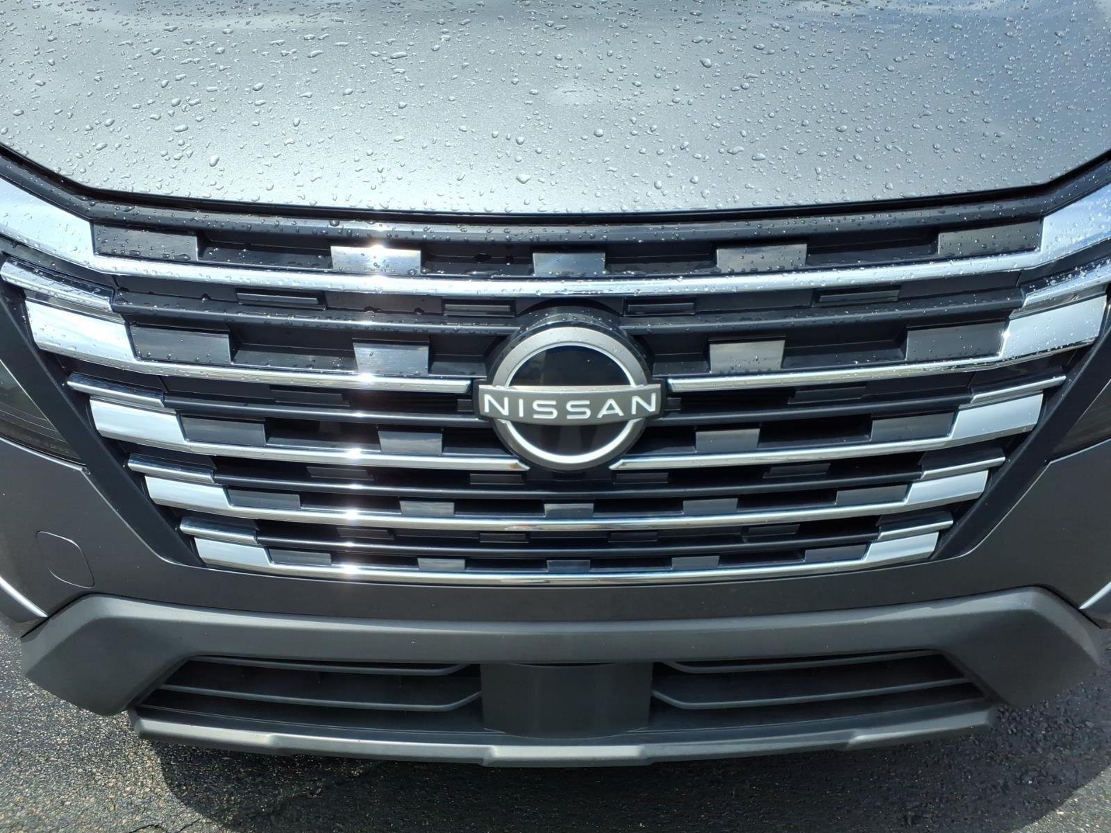 Used 2024 Gun Metallic Nissan SV image 13