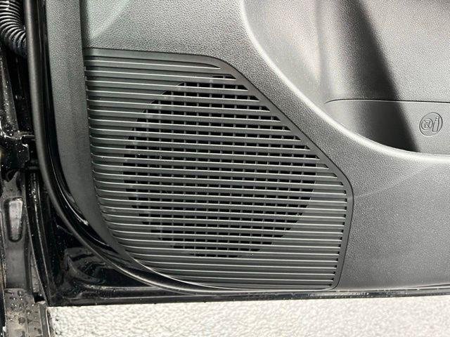 New 2026 Black Hyundai SE FWD image 24