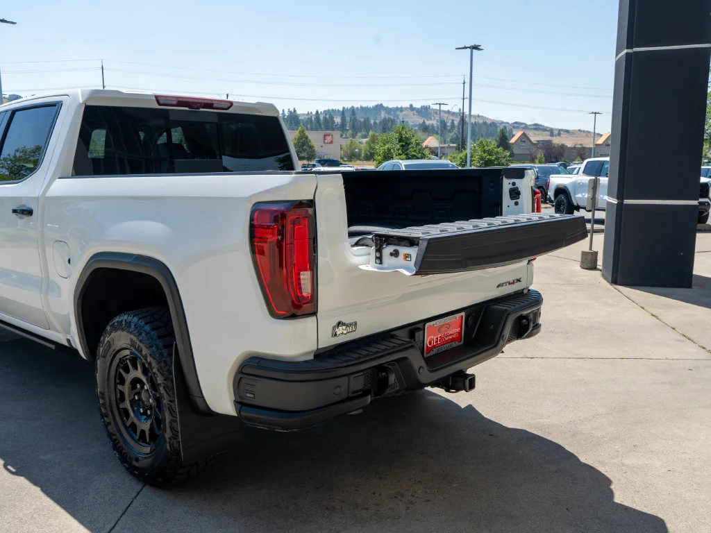 2024 GMC Sierra 1500 AT4X - Photo 36