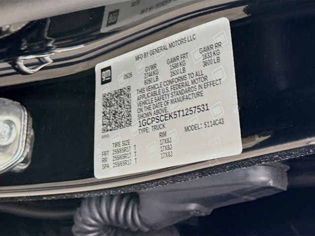 New 2026 Black Chevrolet LT image 23