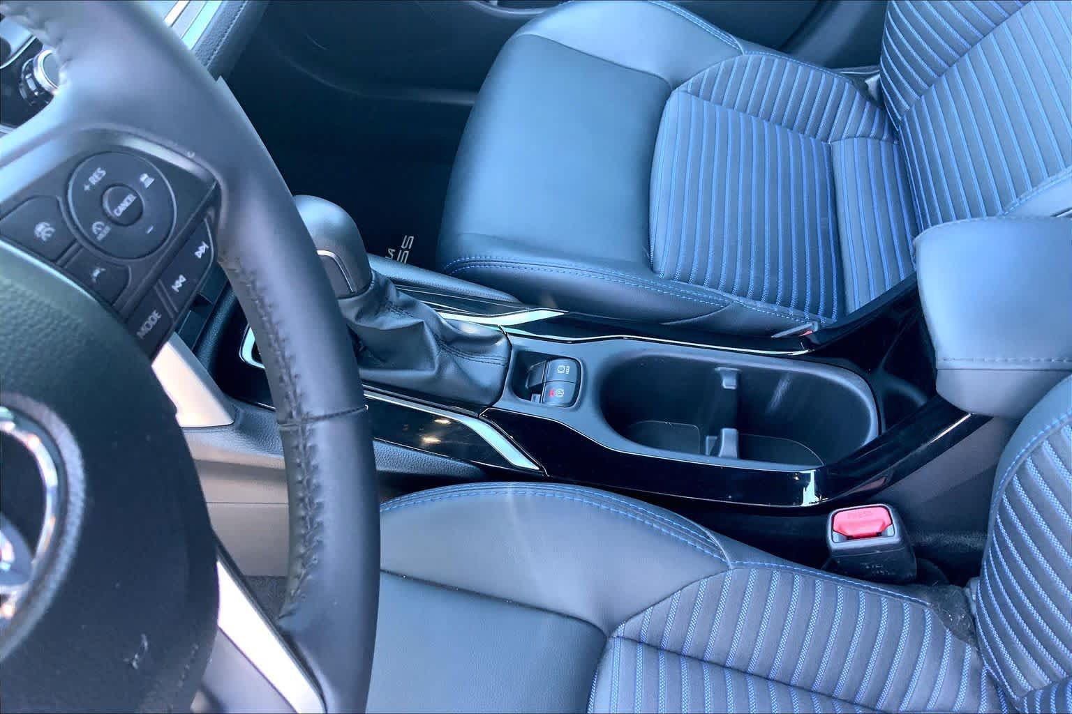Used 2025 Blue Crush Metallic Toyota Hybrid XSE image 17