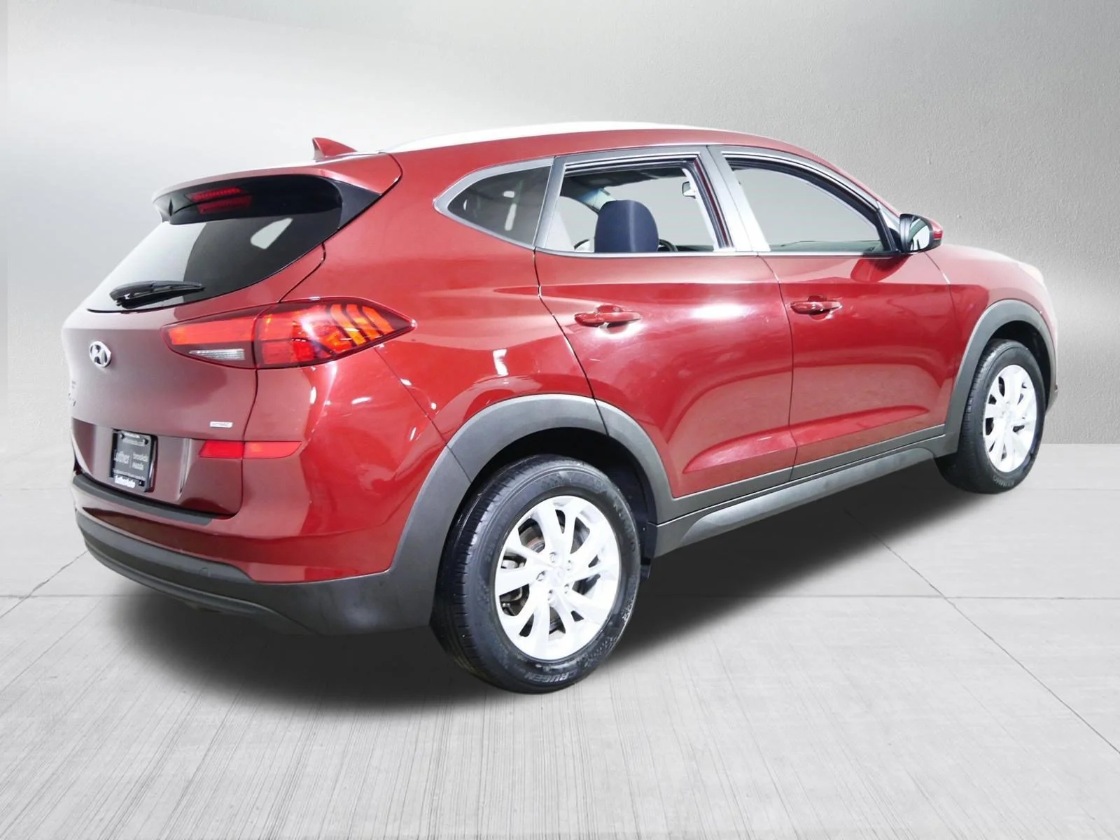 Used 2019 Gemstone Red Hyundai Value image 7