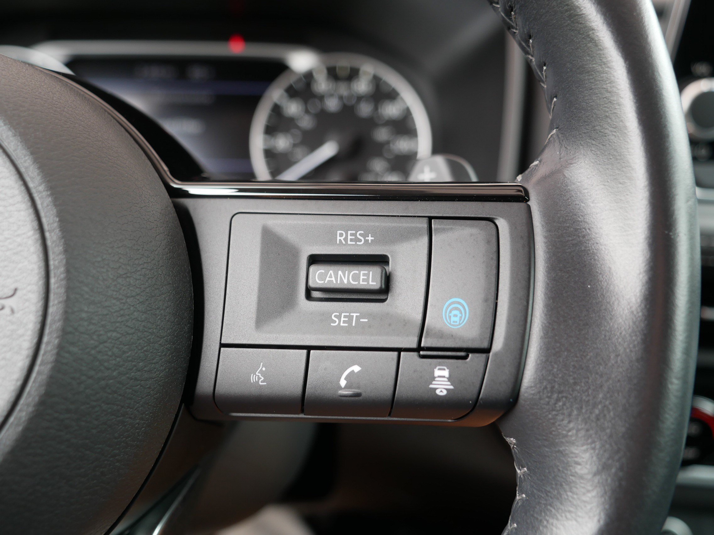 Used 2023 Gun Metallic Nissan SV image 29