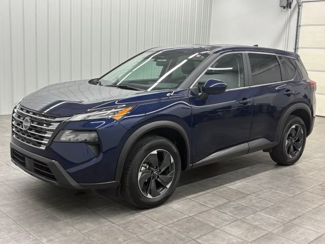 Used 2025 Blue Nissan SV image 5