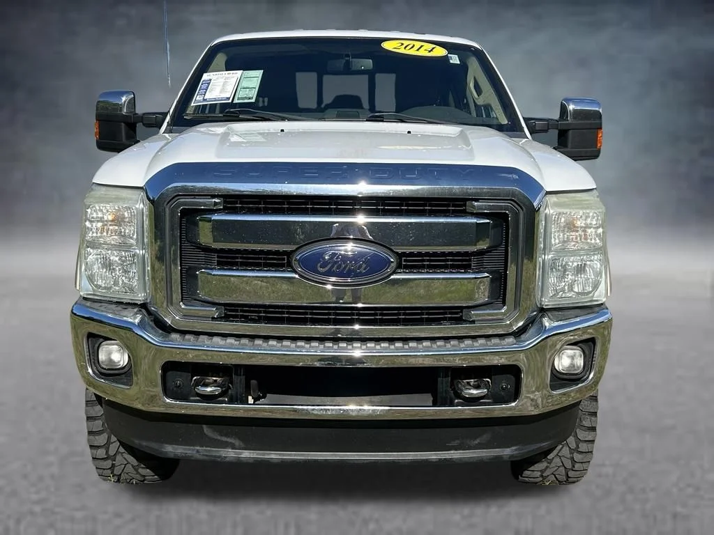 Used 2014 Oxford White Ford Lariat image 2