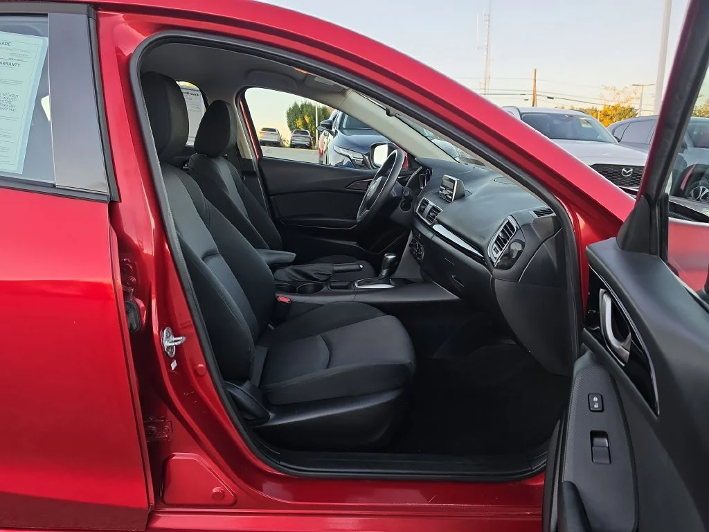 Used 2014 Red Mazda i Sport image 12
