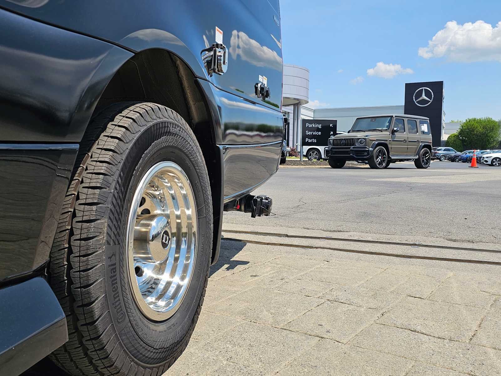 New 2026 Obsidian Black Metallic Mercedes-Benz Avenger Series RV image 11