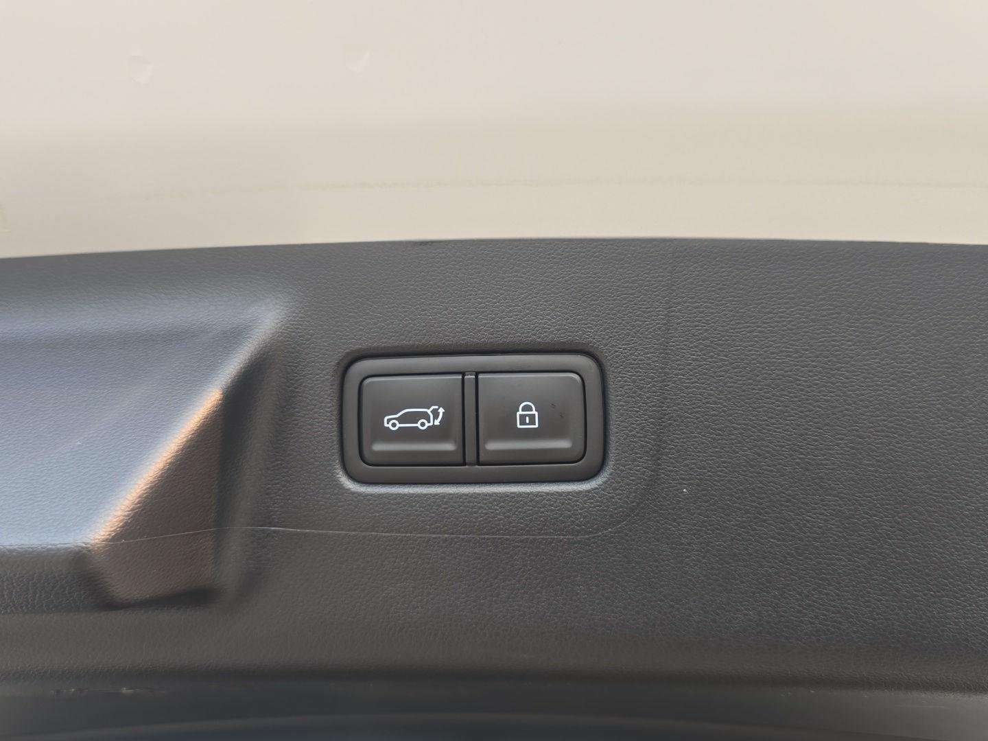 New 2026 Phantom Black Hyundai SEL image 29