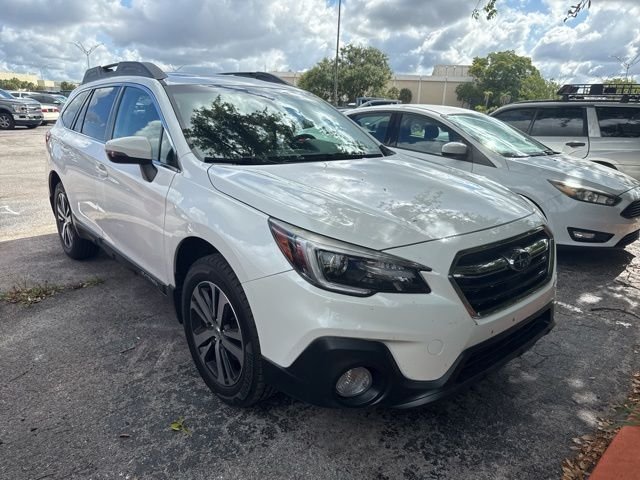 2019 Subaru Outback 2.5i Limited's photo