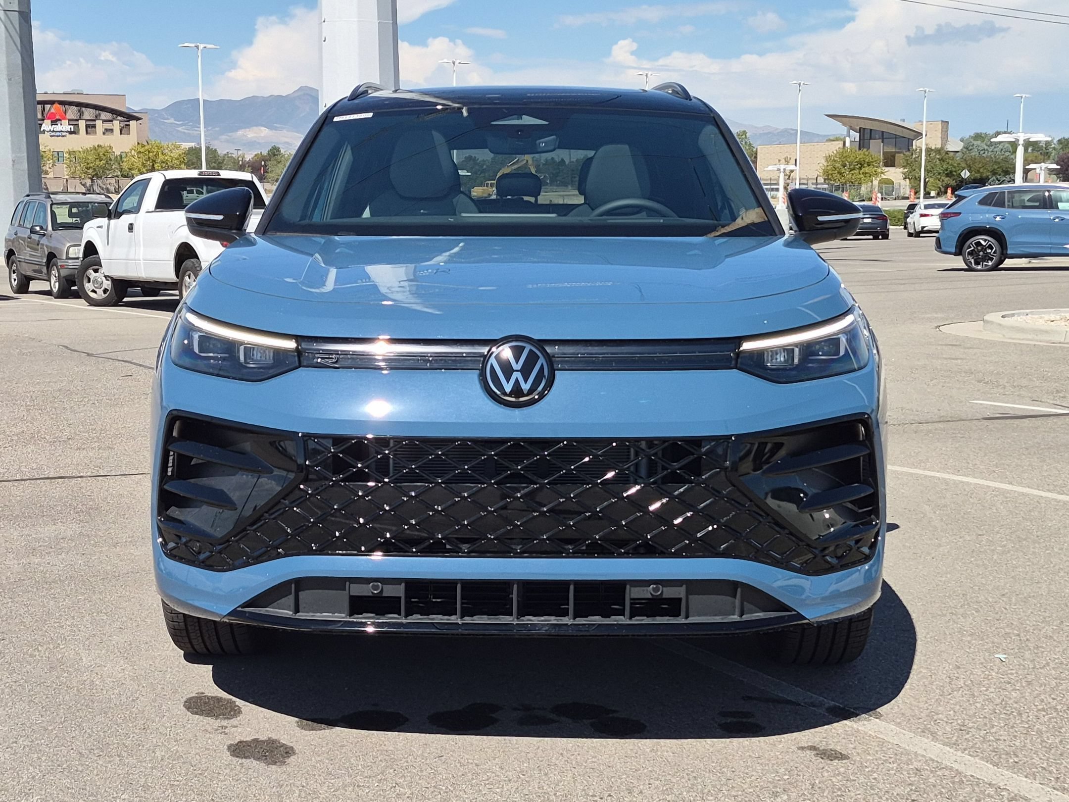 New 2026 Monterey Blue w/Deep Black Roof Volkswagen SE R-Line Black image 9