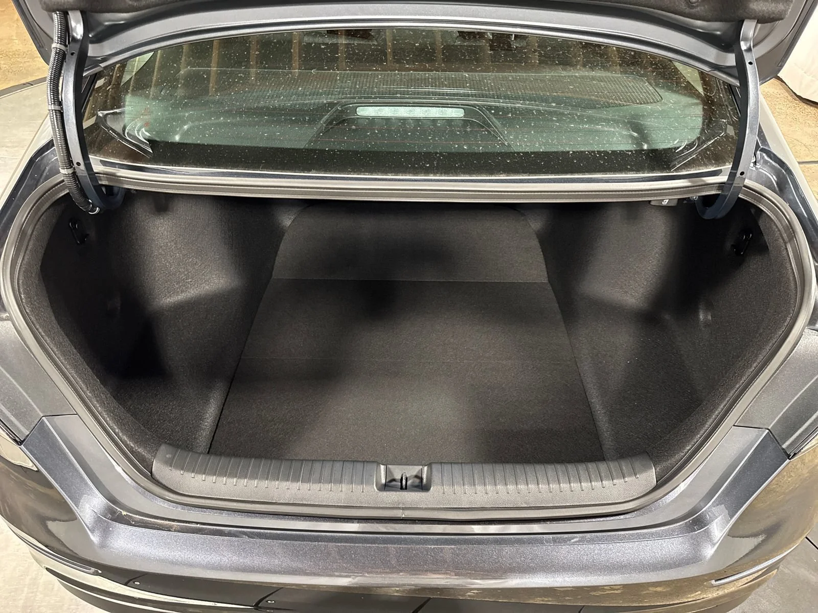 New 2026 Meteorite Gray Metallic Honda LX image 11