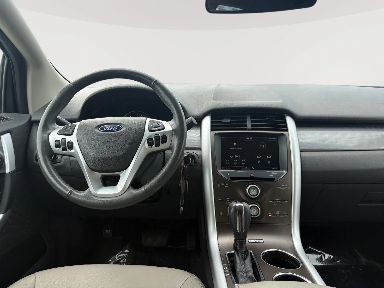 Used 2013 White Ford 4dr SEL AWD image 14