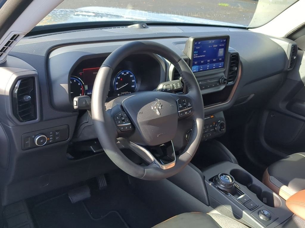 Used 2024 Azure Gray Metallic Tri-Coat Ford Outer Banks image 12