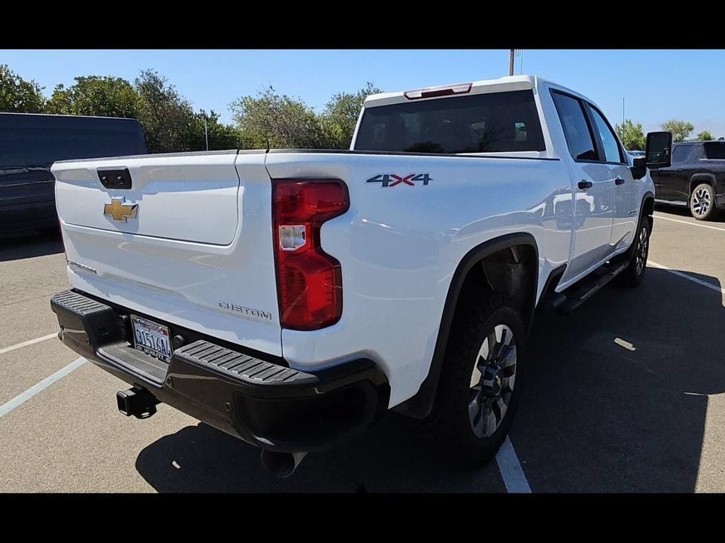 Used 2024 Summit White Chevrolet Custom image 7