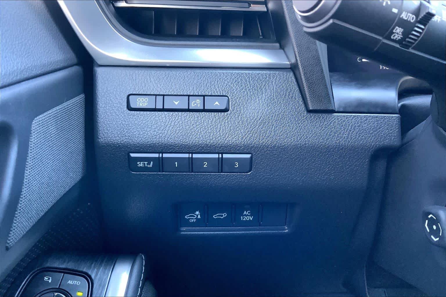 2024 Lexus GX Luxury - Photo 34