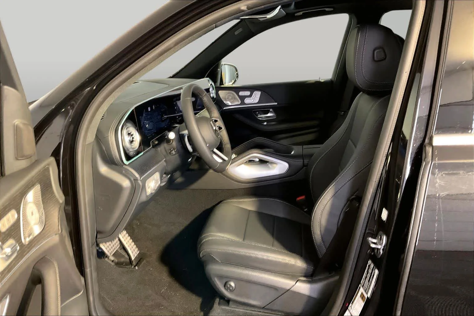 New 2027 Obsidian Black Metallic Mercedes-Benz GLE 450 image 13