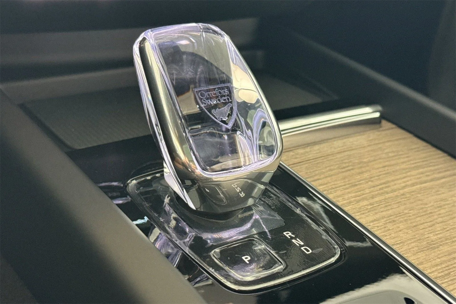 2026 Volvo XC60 Plus - Photo 23