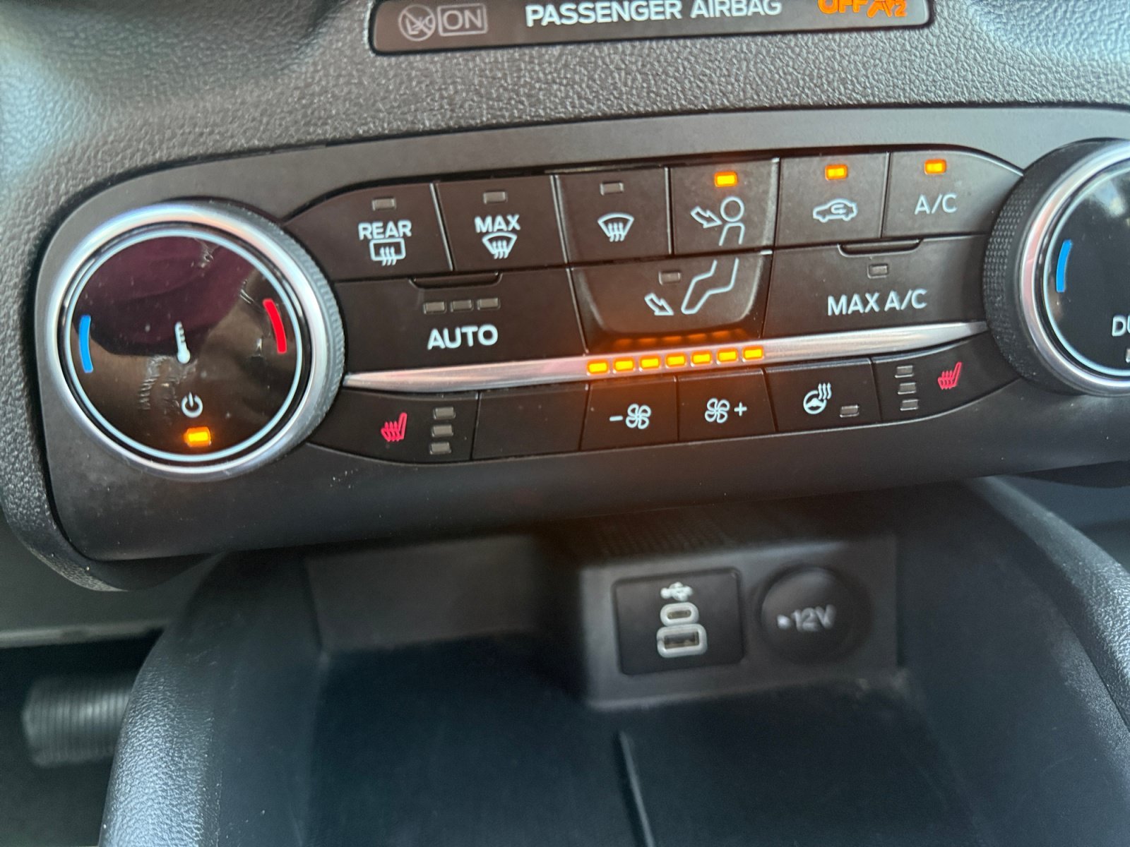 Used 2024 Silver Metallic Ford Active image 18