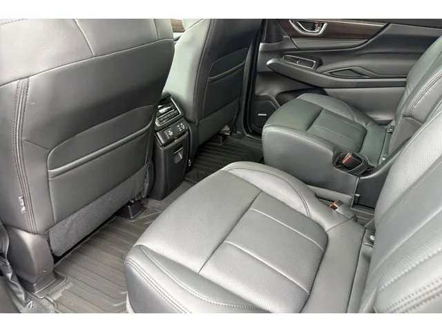 New 2026 ICE SILVER METALLIC Subaru Touring 7-Passenger image 39