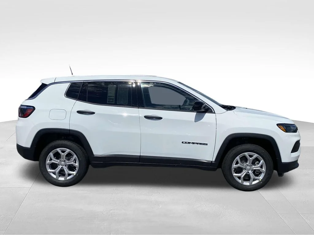 Used 2024 White Jeep Sport image 3