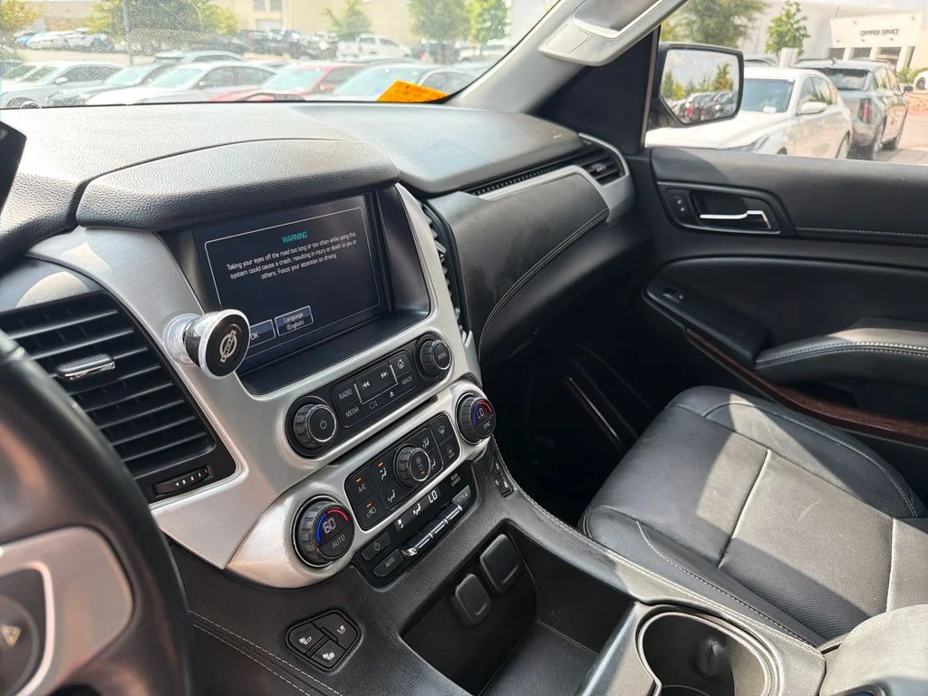 Used 2017 Black GMC SLT image 26