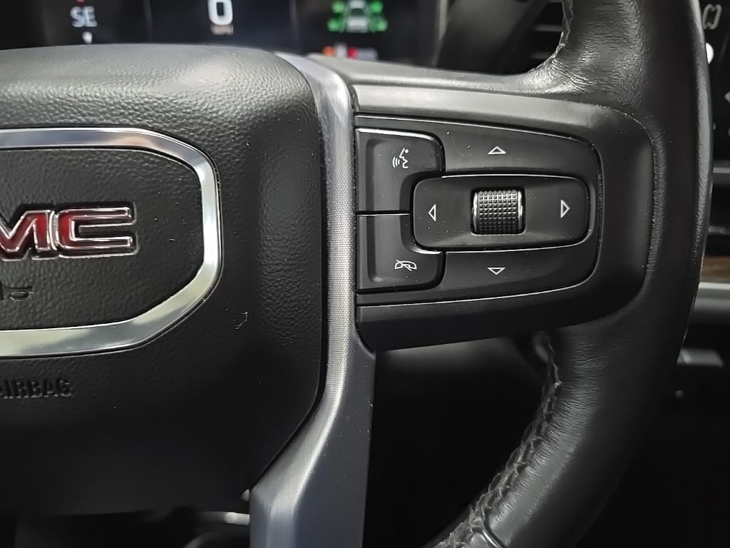 Used 2022 Silver GMC Elevation image 20