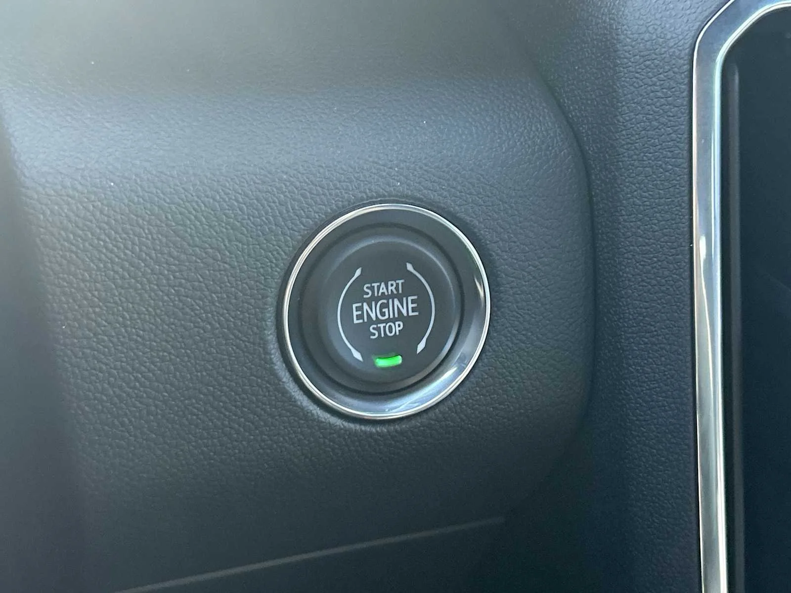 2027 GMC Acadia Elevation - Photo 17